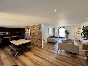 Open Plan Living- click for photo gallery